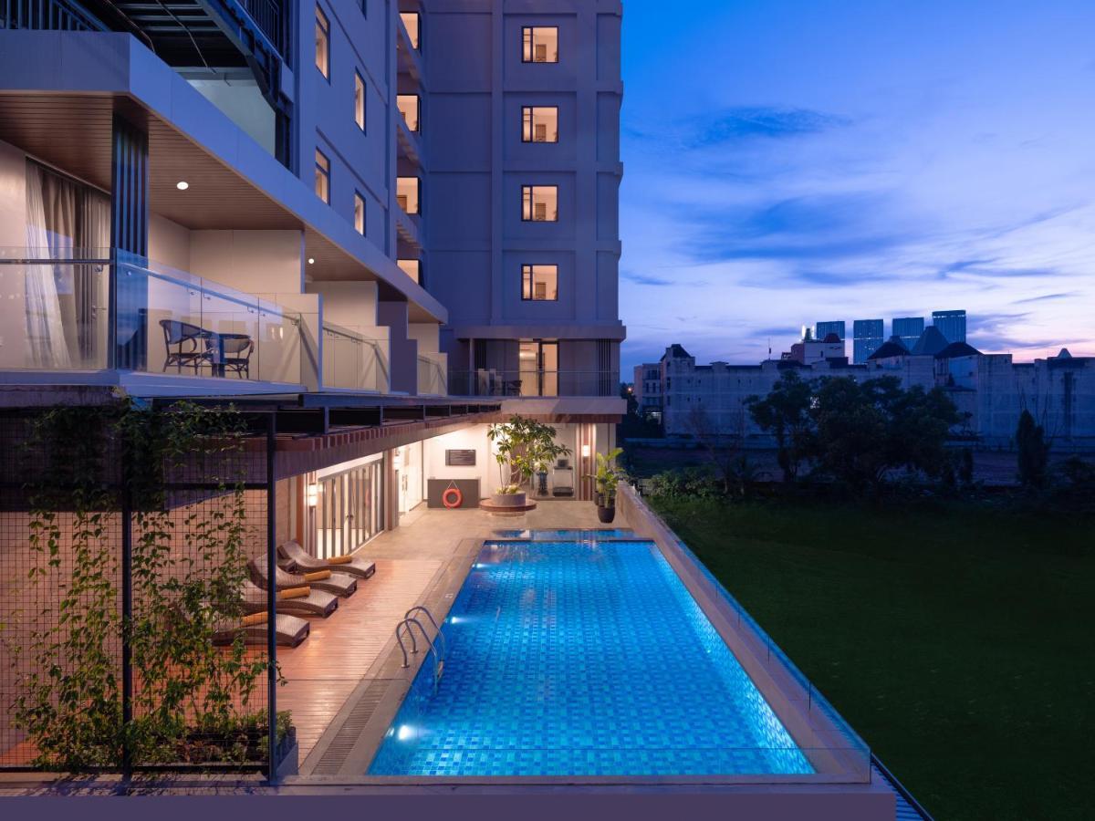 Hotel Santika Batam エクステリア 写真